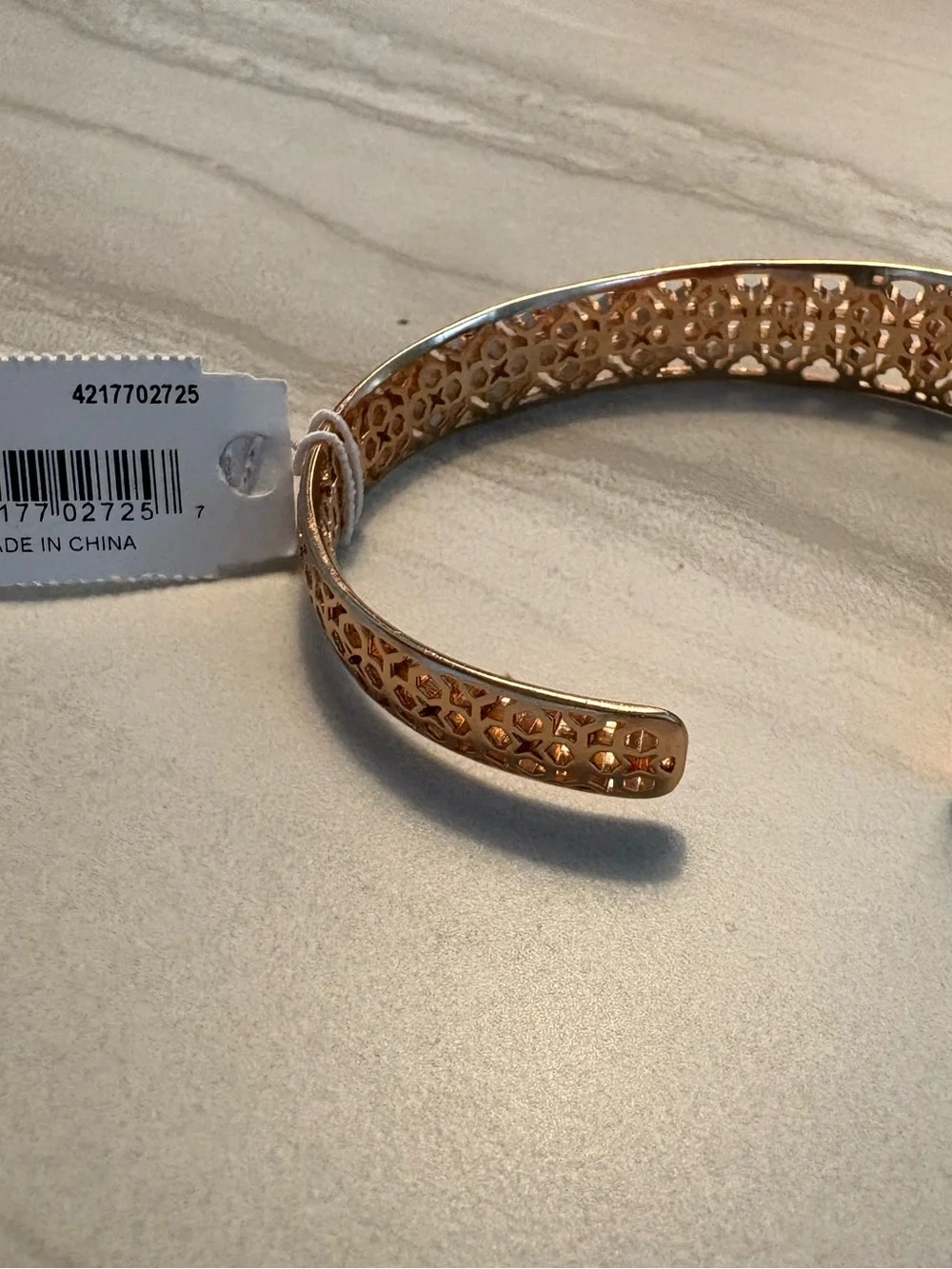 Kendra Scott lightweight comfortable